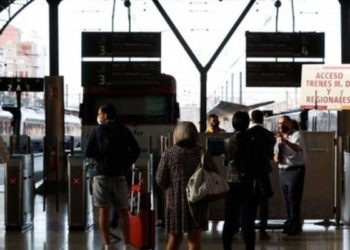 AB gelecek yıl 60 bin gence Avrupa genelinde ücretsiz tren seyahati hediye edecek
