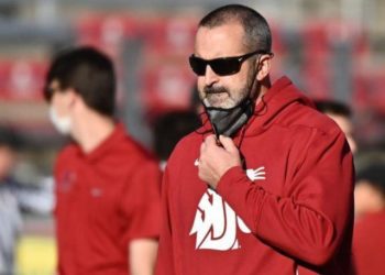 ABD’de aşı olmayı reddeden futbol antrenörü işten çıkarıldı