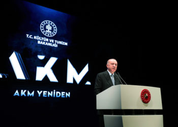 AKM binasını açan Erdoğan, Gezi olaylarını eleştirdi