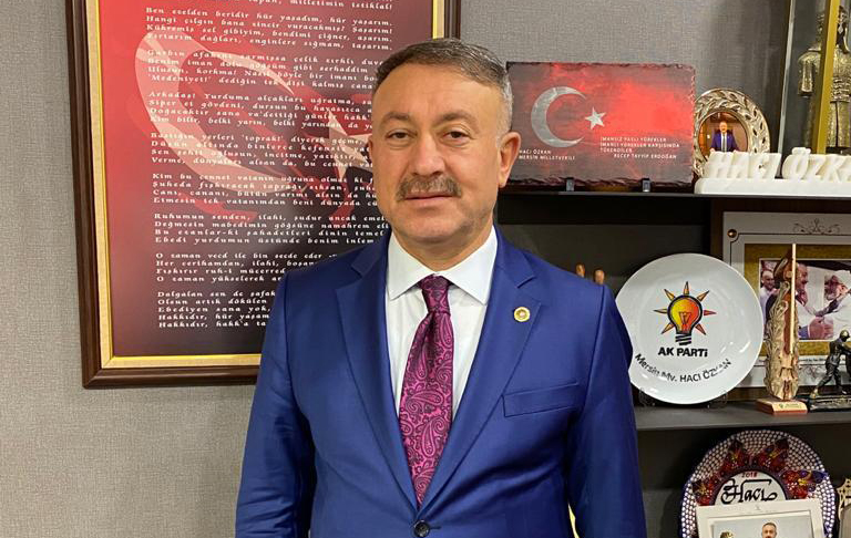 AKP’li Özkan: Ekonomik kriz yok; öğrencilere 650 değil, 250 lira burs vermemiz gerekiyor