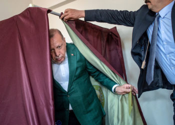 AKP 3 Kasım’ın gerisine düştü: Bu pazar seçim olsa oyu yüzde 31.4