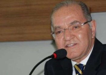 AKP kurucularından Yalçınbayır: Güreşçiyi bankacı yaparsan 'gri listede' olursun