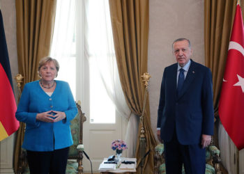 AKP’li Cumhurbaşkanı Erdoğan: Türkiye’de yargı bağımsızdır