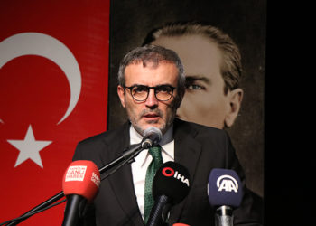AKP’li Mahir Ünal: Son sınavımız kendimizle
