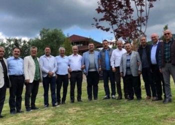 AKP’li eski bakan, partili belediyeyle davalık oldu: 'Parti içinde ekipler arası kavgası var'