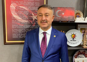AKP’li Özkan: Ekonomik kriz yok; öğrencilere 650 değil, 250 lira burs vermemiz gerekiyor