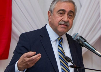 AKP’nin politikalarını eleştiren Kıbrıslı 42 isme Türkiye’ye giriş yasağı