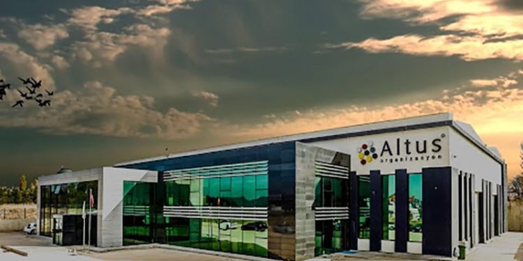 AKP’nin tüm organizasyon işlerini yapan şirket, kasasına 13,2 milyon TL koydu