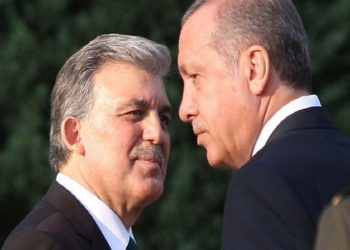 Abdullah Gül, Erdoğan’ın talimatına tepki gösterdi: ‘Başka krizlerin önünü açar’