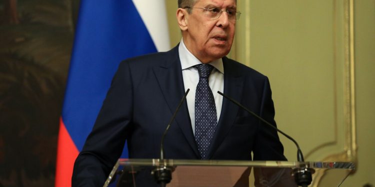 Ajan krizi: Rusya NATO nezdindeki temsilciliğini kapatma kararı aldı