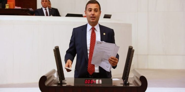 Akın: Avrupa hazır, AKP uyuyor