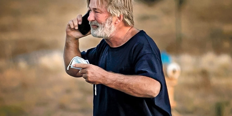 Alec Baldwin, film setinde görüntü yönetmeninin ölümüne neden oldu