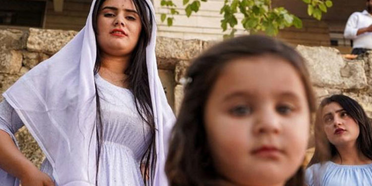 Almanya: Ezidi kız çocuğunun ölümüne göz yuman eski IŞİD üyesi kadına 10 yıl hapis cezası