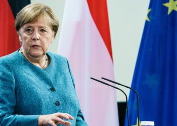 Almanya'da Başbakan Merkel'den yeni hükümet kurulana kadar görevde kalması istendi