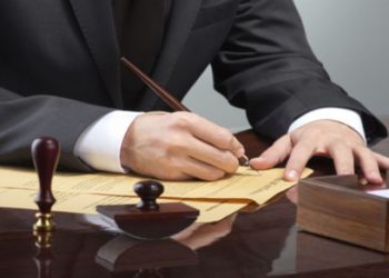 Altaylı'dan &ccedil;ok konuşulacak iddia: B&uuml;rokratın &ouml;m&uuml;r uzatma form&uuml;l&uuml;