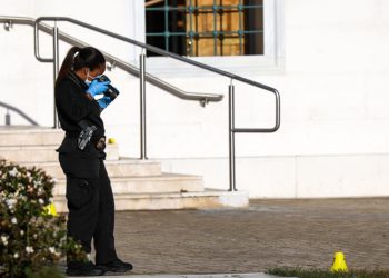Amerika Diyanet Merkezi'nin bahçesinde silahlı saldırı: 1 yaralı