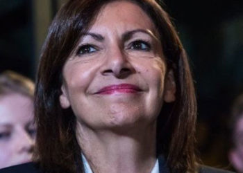 Anne Hidalgo: Paris Belediye Başkanı, Fransa'da Sosyalist Parti'nin cumhurbaşkanı adayı oldu
