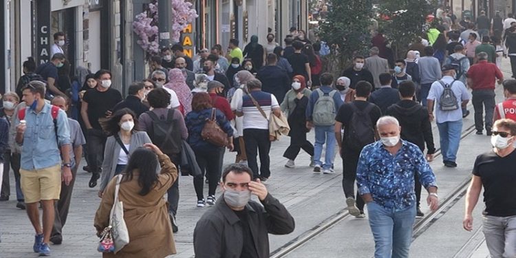 Araştırma: Sosyoekonomik durum ve hava kirliliği Covid-19’da ölüm riskini artıyor