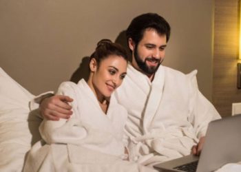 Araştırma: Çiftlerin birlikte porno izlemesi cinsel hayatı olumlu etkiliyor