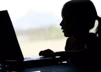 Avustralya'da devlet reşit olmayan sosyal medya kullanıcılarına ebeveynlerinin iznini zorunlu tutmayı planlıyor