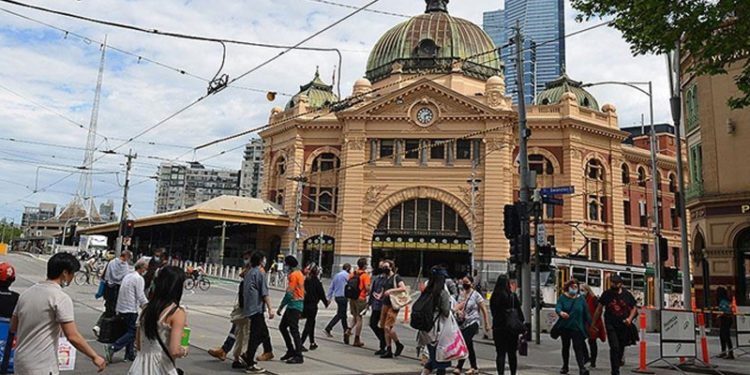 Avustralya'nın Melbourne kentinde 'dünyanın en uzun tam kapanması' sona erdi