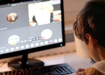 Avustralya’da çocuklar sosyal medya kullanmak için ebeveynlerinden izin alacak