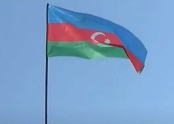 Azerbaycanlı polis, karakolda eşini vurdu: Cesedi diğer polislerle birlikte taşıdılar