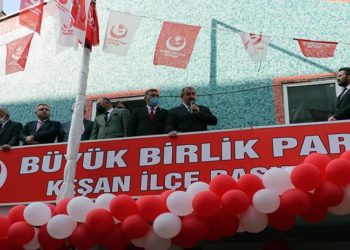 BBP Genel Başkanı Destici: Selahattin Demirtaş, elbette hapiste olacak