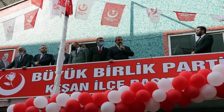 BBP Genel Başkanı Destici: Selahattin Demirtaş, elbette hapiste olacak