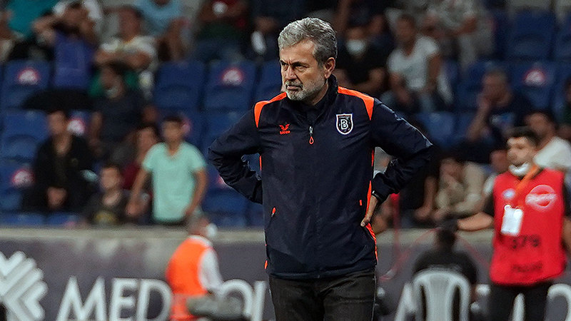 Başakşehir, Aykut Kocaman ile yolların ayrıldığını açıkladı