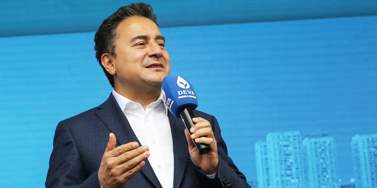 Babacan: Koskoca Türkiye Cumhuriyeti, Erdoğan’ın yanlış tezine deney laboratuvarı oldu