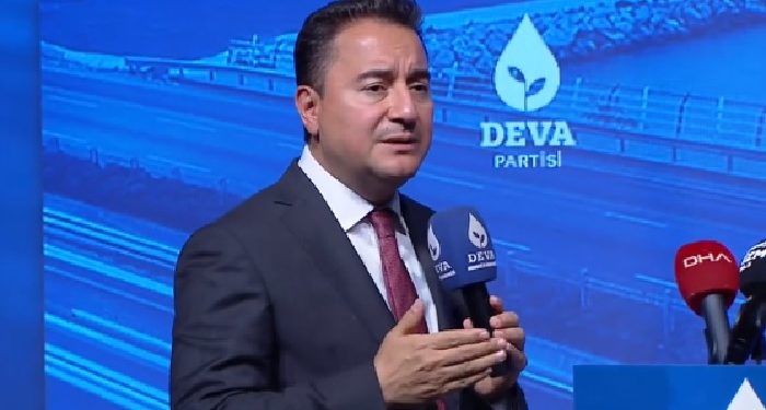 Babacan’dan faiz indirimine tepki: ‘Merkez Bankası’nın tek kolu kırık’