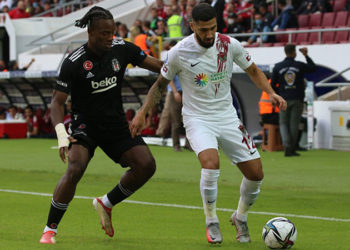 Beşiktaş'ta sakatlık kâbusu geri döndü; Batshuayi, oyuna devam edemedi