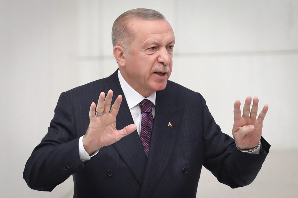 Bloomberg: Bütün siyasi krizlerin kaynağında Erdoğan’ın kendisi var