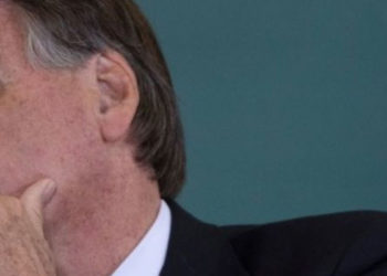 Brezilya hükümetinin salgın politikasına dair Kongre'de yürütülen soruşturmada Bolsonaro'nun cinayetle yargılanması istendi