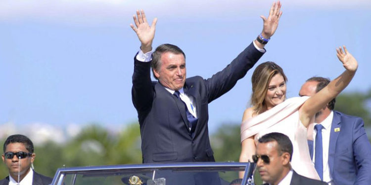 Brezilya'da devlet başkanının sosyal medya hesaplarının yasaklanması istendi