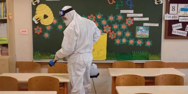 Bursa Sağlık Müdürü: Okullarda 600'e yakın sınıf karantinaya alındı