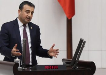 CHP'li Bulut: Vatandaşın vergileri iliğimizi sömüren şehir hastanelerine aktarılacak