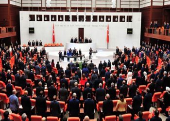 CHP’den MHP’ye ‘asgari ücrette sıfır vergi’ çağrısı: Parlamentoda yeterli sandalye var