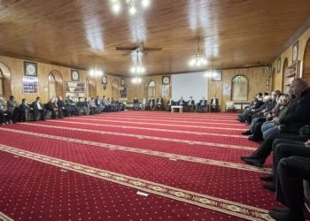 'Camide siyaset' görüntüleri gelmeye devam ediyor: AKP, STK temsilcileriyle camide toplantı yaptı