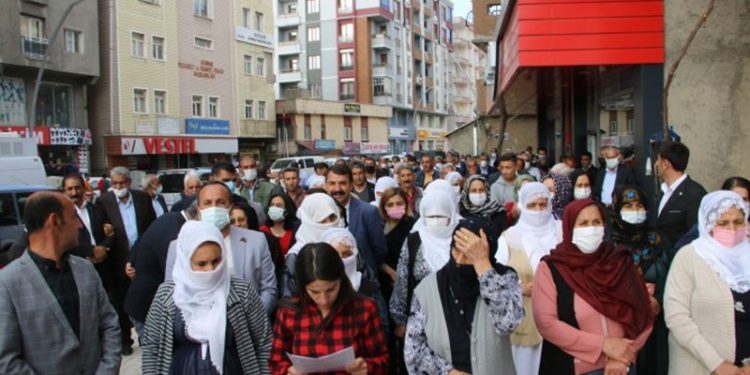 'Cezaevleri işkencehaneye dönüştürüldü'