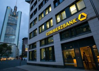 Commerzbank'tan Mart 2022 dolar/TL tahminine ince ayar