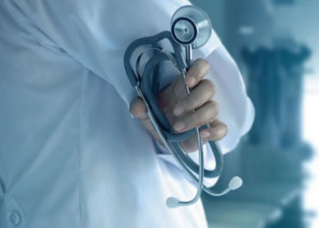 Covid-19 sebebiyle yaşamını yitiren iş yeri hekimi için emsal ‘meslek hastalığı’ kararı