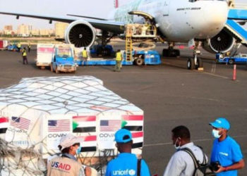 Covid: WHO salgının 2022'de de devam edeceği uyarısında bulundu