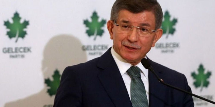 Davutoğlu'ndan Erdoğan'ın Merkez Bankası kararına tepki: Yeter artık, milletin geleceğini karartmayın