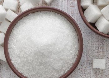 Devlet elektrikten sonra şeker zammını da bekletiyor; Türk Şeker satışları azalttı