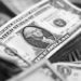Dolar rekora doymuyor