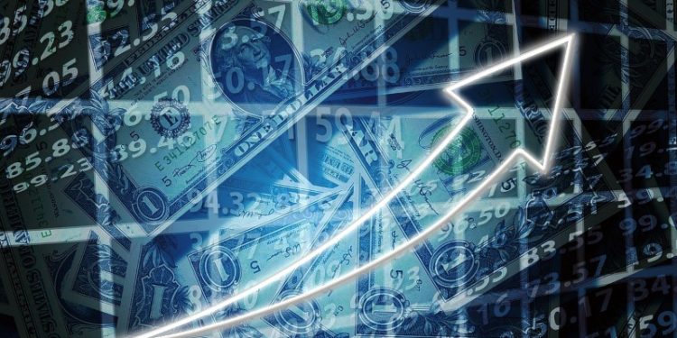 Dolarda yeni rekor: 9,54'ü gördü