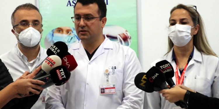 Doç. Dr. İhsan Ateş: Turkovac'ın güvenli olduğu saptandı