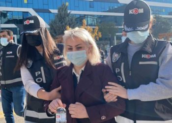 Doçentlik belgesi sahte çıkan öğretim üyesi tutuklandı